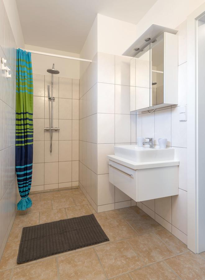 Wn Rooms Wiener Neustadt Exterior foto