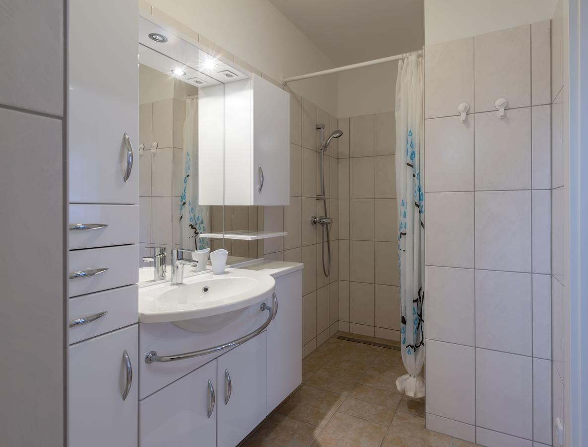 Wn Rooms Wiener Neustadt Exterior foto